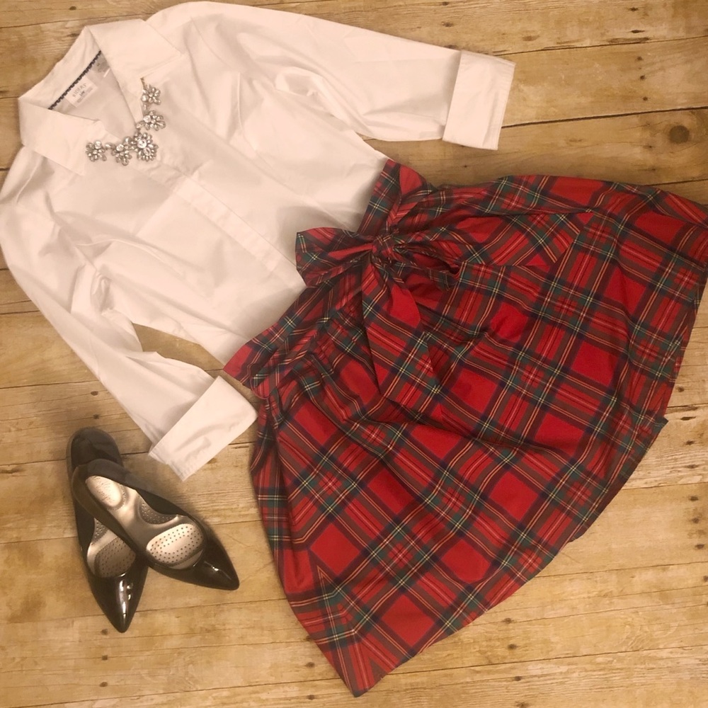 Vineyard Vines Red Plaid Holiday Skirt size 8